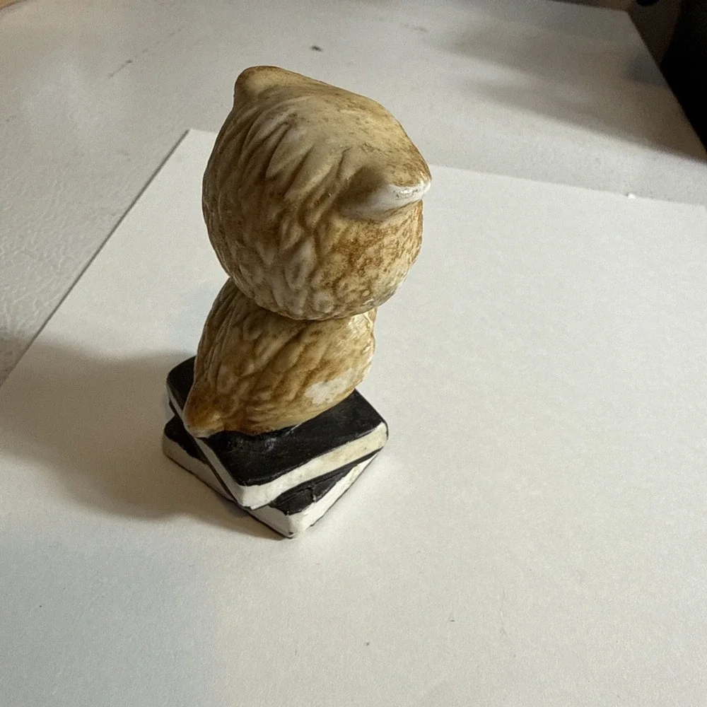 Vintage 1975‎ Owl on Books Weather Forecaster Figurine 3 inches Tall